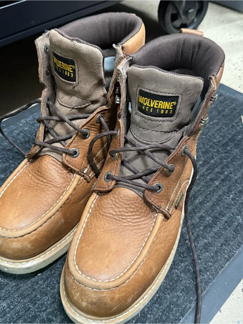 Wolverine composite toe work boot